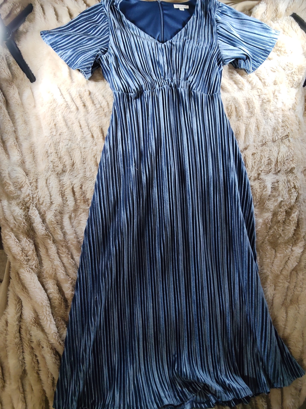 Blue Pleated V-Neck Maxi Dress